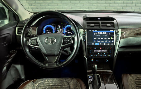 Toyota Camry, 2017 год, 2 210 000 рублей, 18 фотография