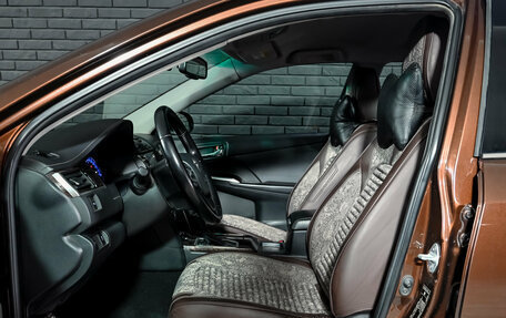 Toyota Camry, 2017 год, 2 210 000 рублей, 19 фотография