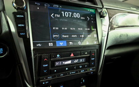 Toyota Camry, 2017 год, 2 210 000 рублей, 13 фотография