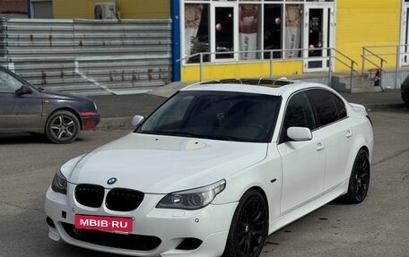 BMW 5 серия, 2004 год, 880 000 рублей, 2 фотография
