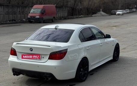 BMW 5 серия, 2004 год, 880 000 рублей, 6 фотография