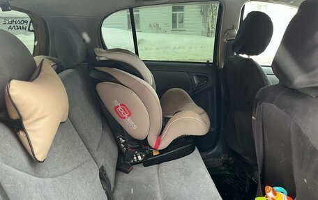 Toyota Vitz, 2000 год, 410 000 рублей, 7 фотография