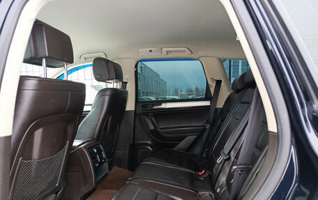 Volkswagen Touareg III, 2015 год, 3 000 000 рублей, 16 фотография