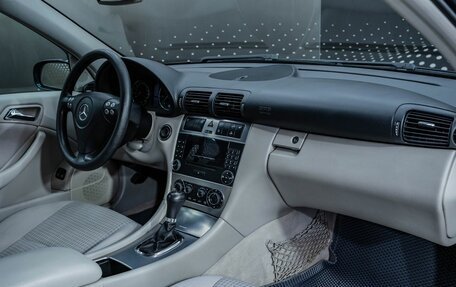 Mercedes-Benz C-Класс, 2005 год, 665 000 рублей, 15 фотография