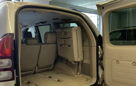 Toyota Land Cruiser Prado 120 рестайлинг, 2006 год, 2 020 000 рублей, 7 фотография