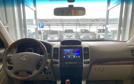 Toyota Land Cruiser Prado 120 рестайлинг, 2006 год, 2 020 000 рублей, 8 фотография