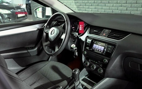 Skoda Octavia, 2015 год, 1 350 000 рублей, 14 фотография