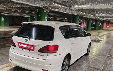 Toyota Ipsum II, 2001 год, 550 000 рублей, 4 фотография