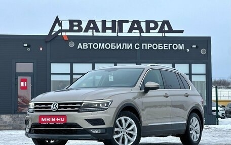 Volkswagen Tiguan II, 2018 год, 2 840 000 рублей, 1 фотография