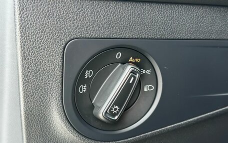 Volkswagen Tiguan II, 2018 год, 2 840 000 рублей, 15 фотография