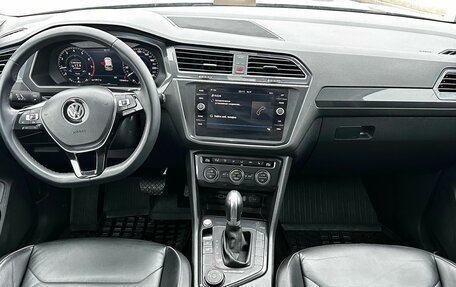 Volkswagen Tiguan II, 2018 год, 2 840 000 рублей, 19 фотография