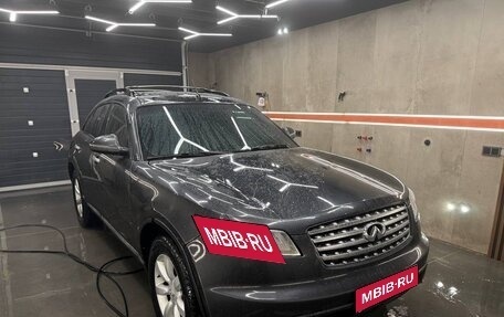 Infiniti FX I, 2005 год, 750 000 рублей, 1 фотография