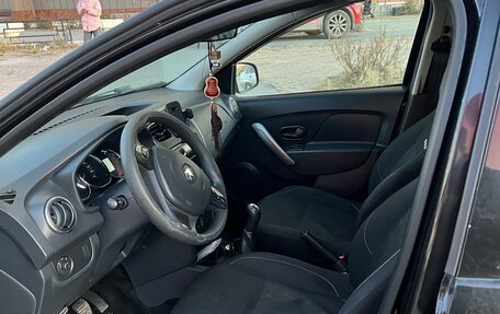 Renault Sandero II рестайлинг, 2016 год, 660 000 рублей, 16 фотография