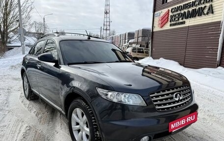 Infiniti FX I, 2005 год, 750 000 рублей, 5 фотография