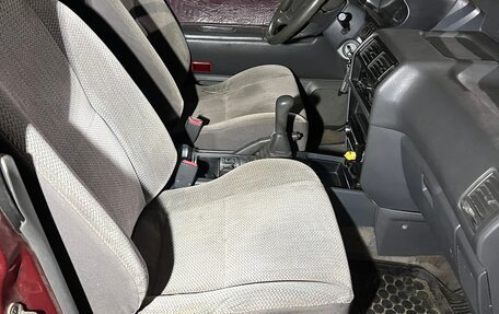 Mitsubishi Space Wagon III, 1994 год, 120 000 рублей, 11 фотография