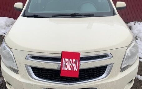 Chevrolet Cobalt II, 2014 год, 650 000 рублей, 4 фотография