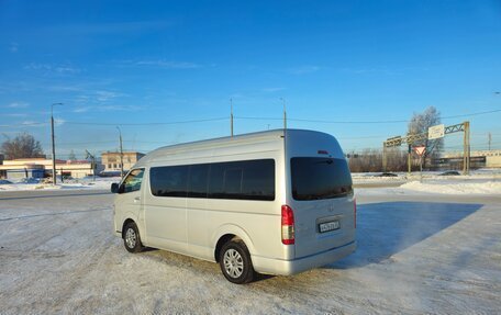 Toyota HiAce H200, 2014 год, 2 380 000 рублей, 4 фотография