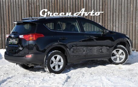 Toyota RAV4, 2013 год, 1 680 000 рублей, 5 фотография