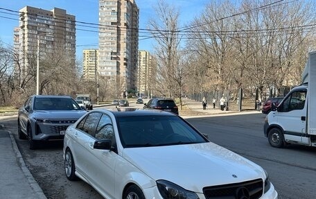 Mercedes-Benz C-Класс, 2010 год, 1 050 000 рублей, 6 фотография