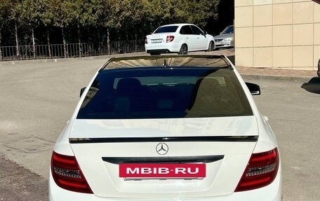 Mercedes-Benz C-Класс, 2010 год, 1 050 000 рублей, 9 фотография