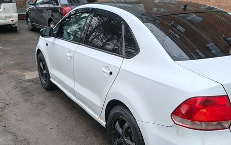 Volkswagen Polo VI (EU Market), 2011 год, 600 000 рублей, 4 фотография