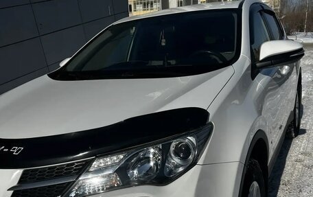 Toyota RAV4, 2014 год, 2 200 000 рублей, 2 фотография