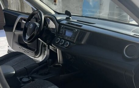 Toyota RAV4, 2014 год, 2 200 000 рублей, 10 фотография