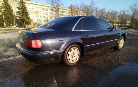 Audi A8, 1997 год, 650 000 рублей, 4 фотография