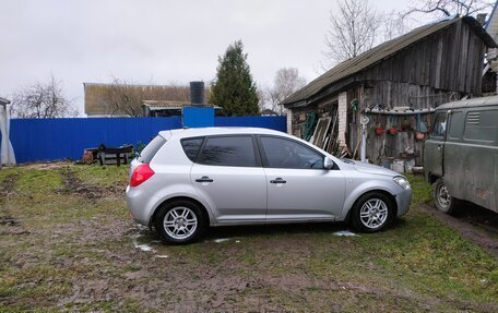 KIA cee'd I рестайлинг, 2008 год, 500 000 рублей, 14 фотография