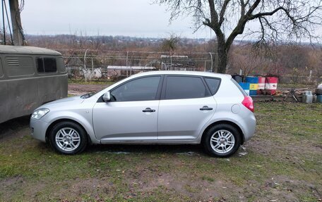 KIA cee'd I рестайлинг, 2008 год, 500 000 рублей, 12 фотография