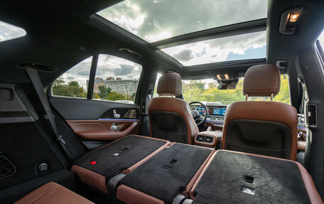 Mercedes-Benz GLE, 2024 год, 13 300 000 рублей, 23 фотография