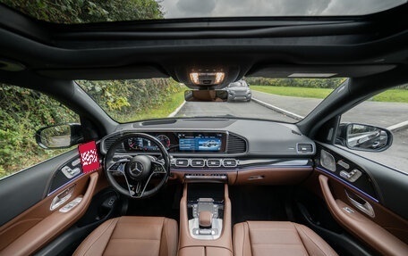 Mercedes-Benz GLE, 2024 год, 13 300 000 рублей, 30 фотография