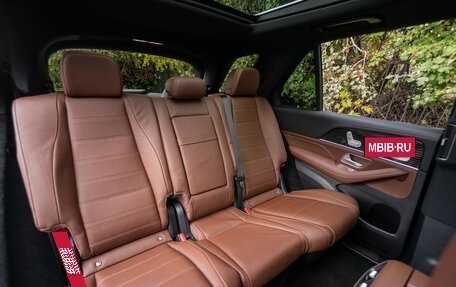 Mercedes-Benz GLE, 2024 год, 13 300 000 рублей, 31 фотография