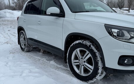 Volkswagen Tiguan I, 2015 год, 1 600 000 рублей, 2 фотография