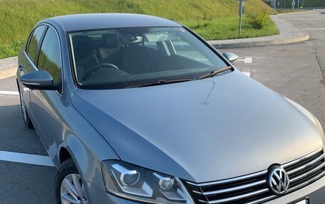Volkswagen Passat B7, 2012 год, 900 000 рублей, 4 фотография