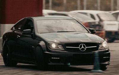 Mercedes-Benz C-Класс AMG, 2012 год, 3 150 000 рублей, 1 фотография