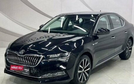 Skoda Superb III рестайлинг, 2025 год, 3 269 000 рублей, 1 фотография