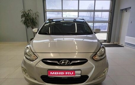 Hyundai Solaris II рестайлинг, 2012 год, 770 000 рублей, 1 фотография