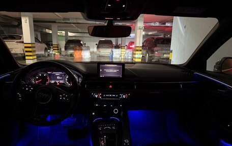 Audi A4, 2018 год, 3 150 000 рублей, 37 фотография