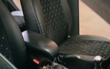 Ford Focus II рестайлинг, 2006 год, 340 000 рублей, 27 фотография