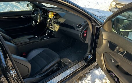 Mercedes-Benz C-Класс AMG, 2012 год, 3 150 000 рублей, 12 фотография