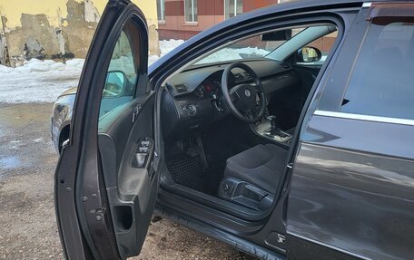 Volkswagen Passat B6, 2006 год, 600 000 рублей, 13 фотография