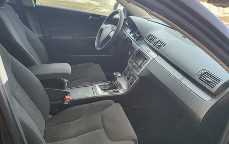 Volkswagen Passat B6, 2006 год, 600 000 рублей, 16 фотография