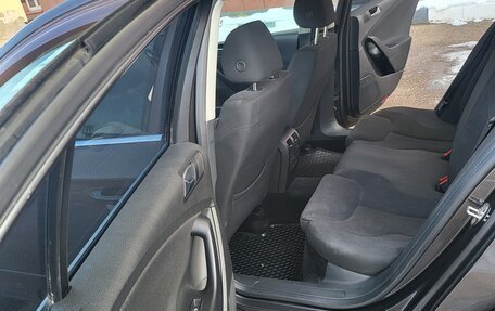 Volkswagen Passat B6, 2006 год, 600 000 рублей, 17 фотография