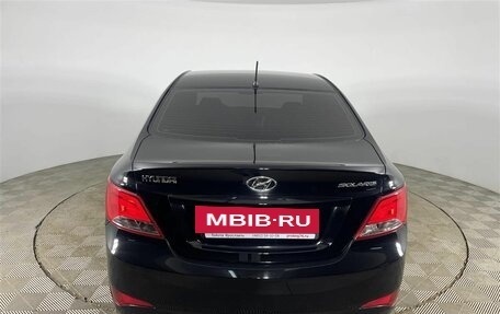 Hyundai Solaris II рестайлинг, 2015 год, 1 050 000 рублей, 6 фотография