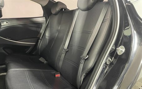 Hyundai Solaris II рестайлинг, 2015 год, 1 050 000 рублей, 19 фотография