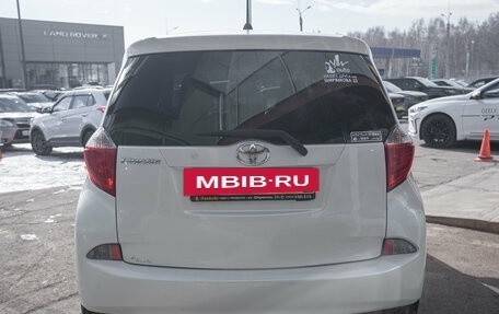Toyota Ractis II, 2011 год, 898 000 рублей, 4 фотография