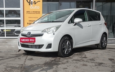 Toyota Ractis II, 2011 год, 898 000 рублей, 2 фотография