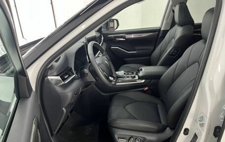 Toyota Highlander, 2026 год, 5 640 000 рублей, 16 фотография