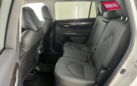 Toyota Highlander, 2026 год, 5 640 000 рублей, 15 фотография